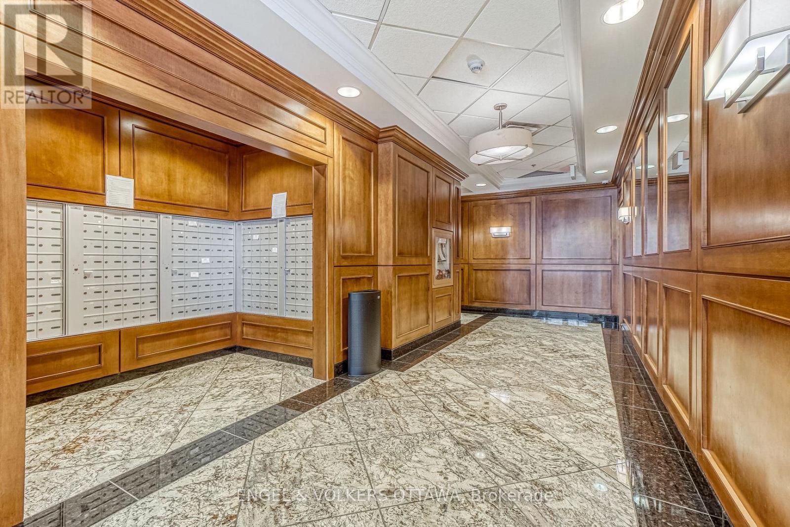 804 - 195 Besserer Street, Ottawa, ON - Indoor Photo Showing Other Room