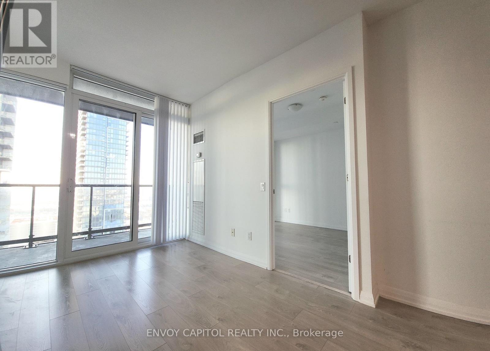 2411 - 7895 Jane Street, Vaughan, ON - Indoor Photo Showing Other Room