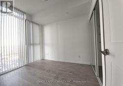 Primary Bed w. ensuite -