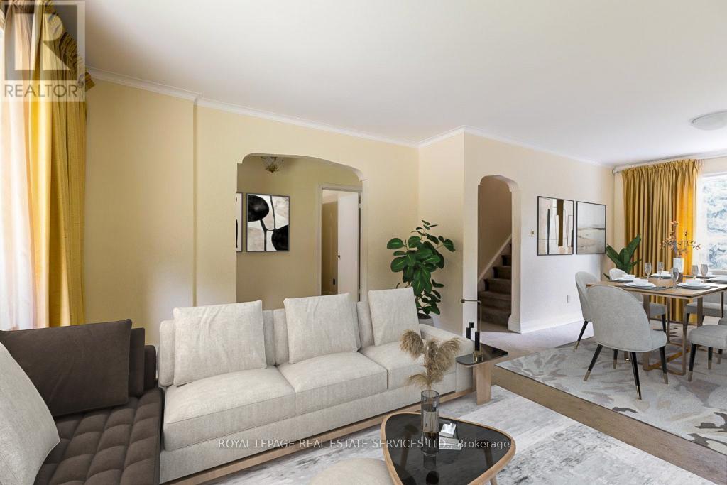 15 Burnelm Drive, Toronto, ON - Indoor Photo Showing Living Room