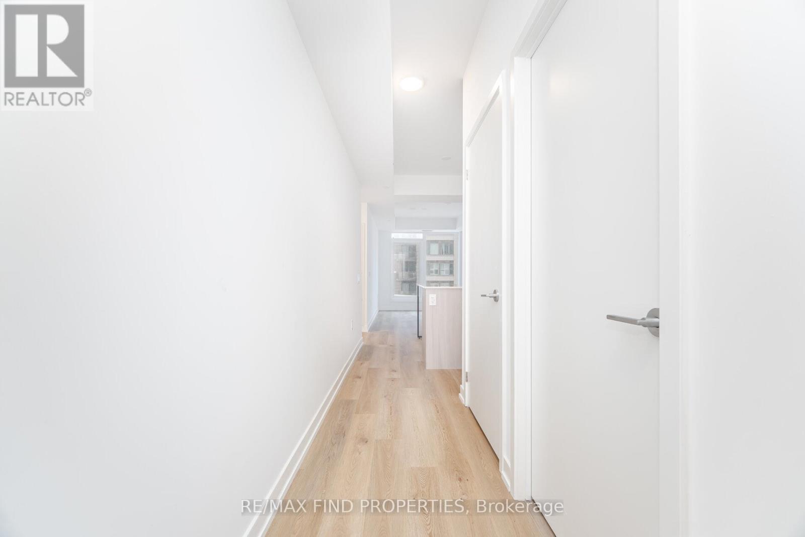 3205 - 395 Square One Drive, Mississauga, ON