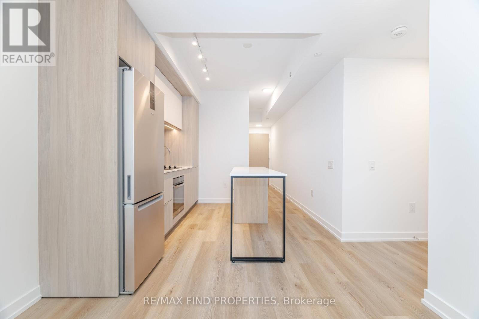 3205 - 395 Square One Drive, Mississauga, ON