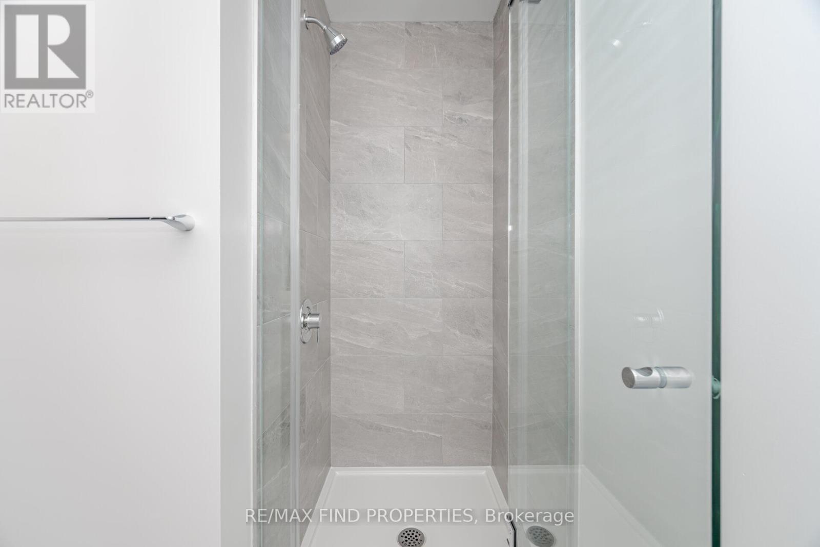 3205 - 395 Square One Drive, Mississauga, ON