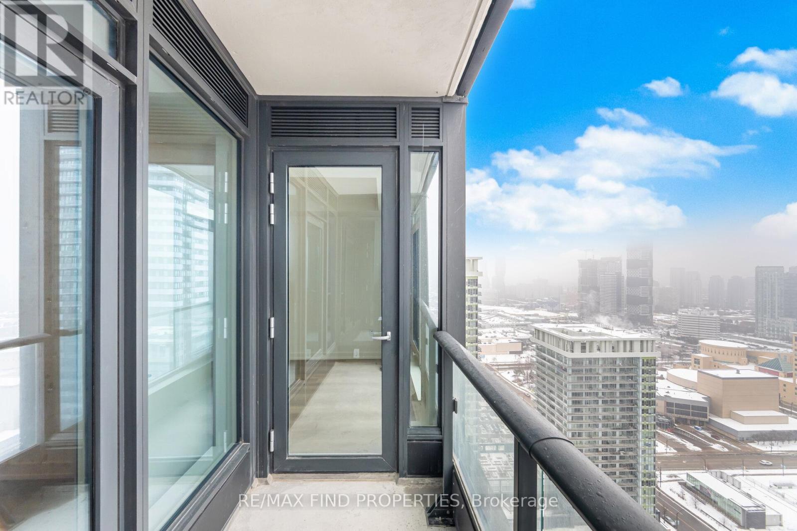 3205 - 395 Square One Drive, Mississauga, ON