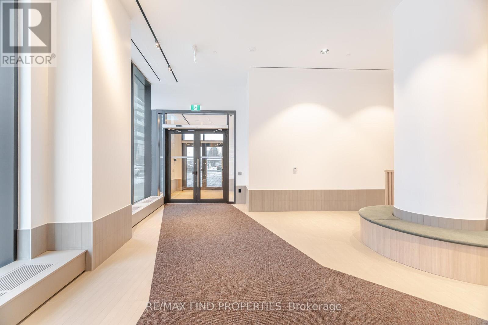 3205 - 395 Square One Drive, Mississauga, ON