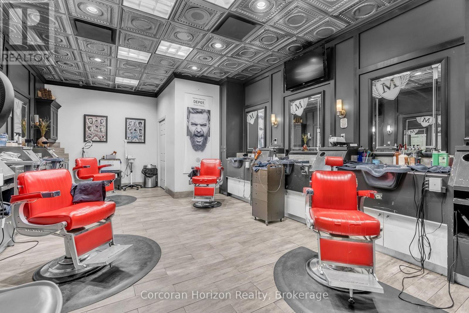 168 - 2 King Street W, Hamilton (Central), ON