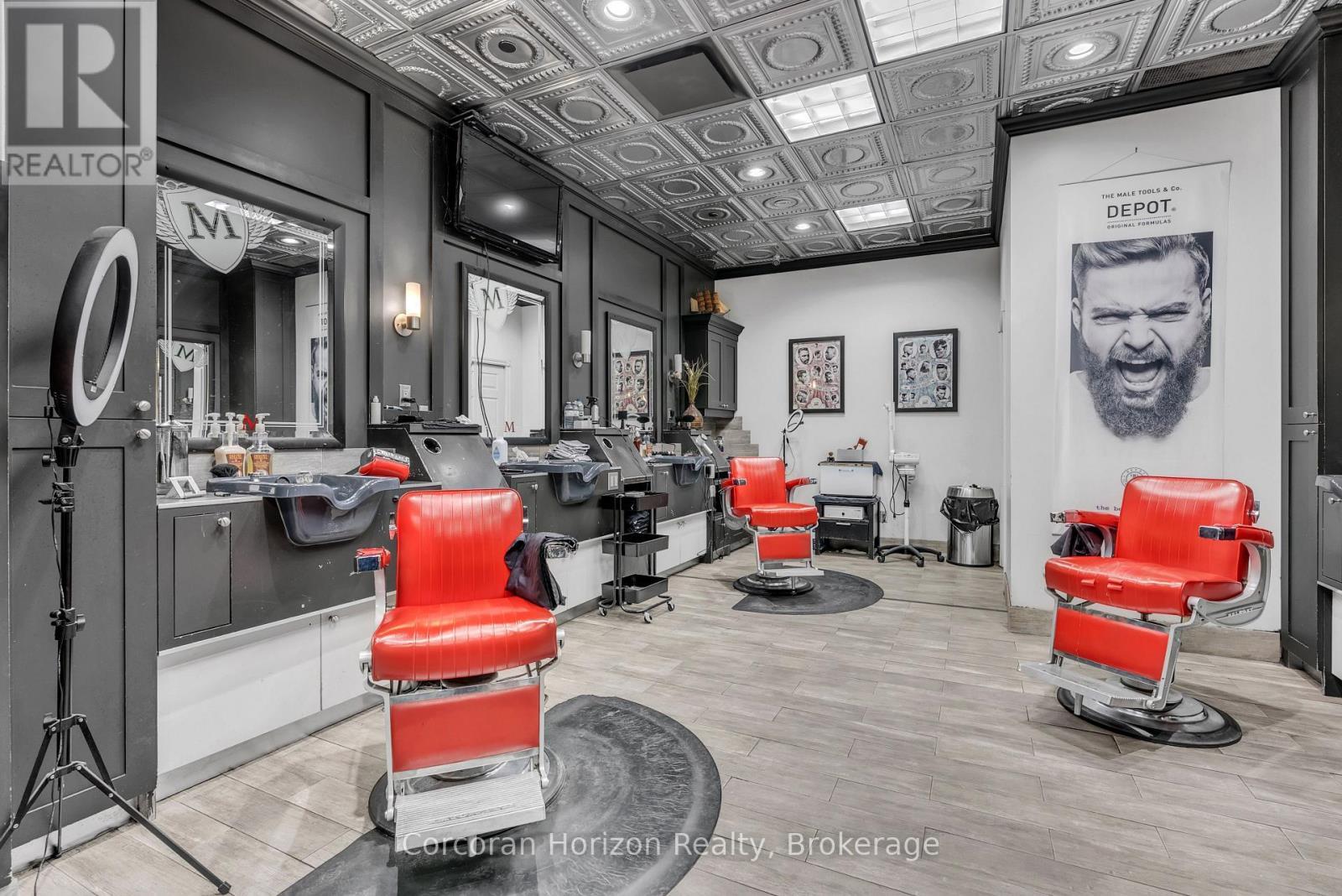 168 - 2 King Street W, Hamilton (Central), ON