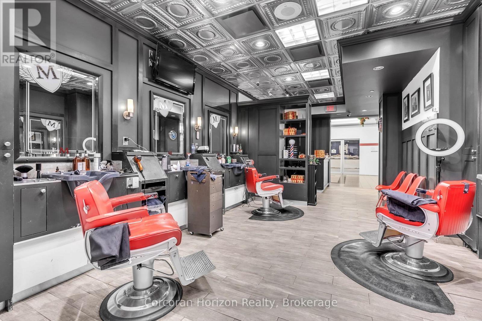 168 - 2 King Street W, Hamilton (Central), ON