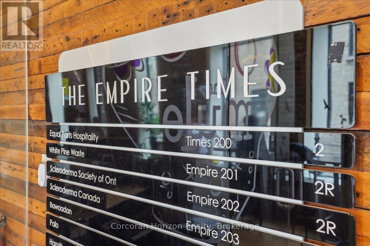 200 - 41 King William Street, Hamilton (Beasley), ON