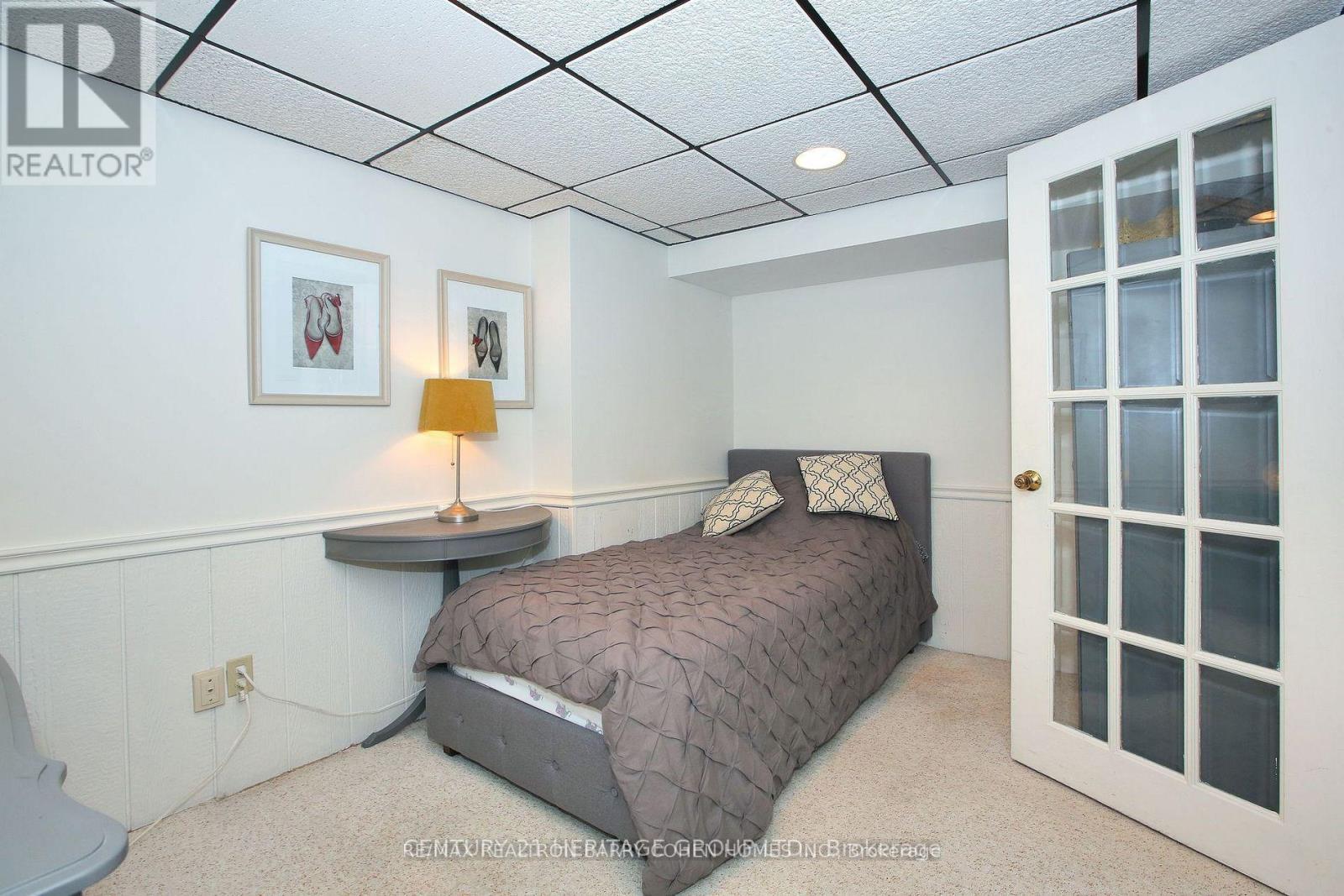 130 Grandview Avenue, Markham, ON - Indoor Photo Showing Bedroom