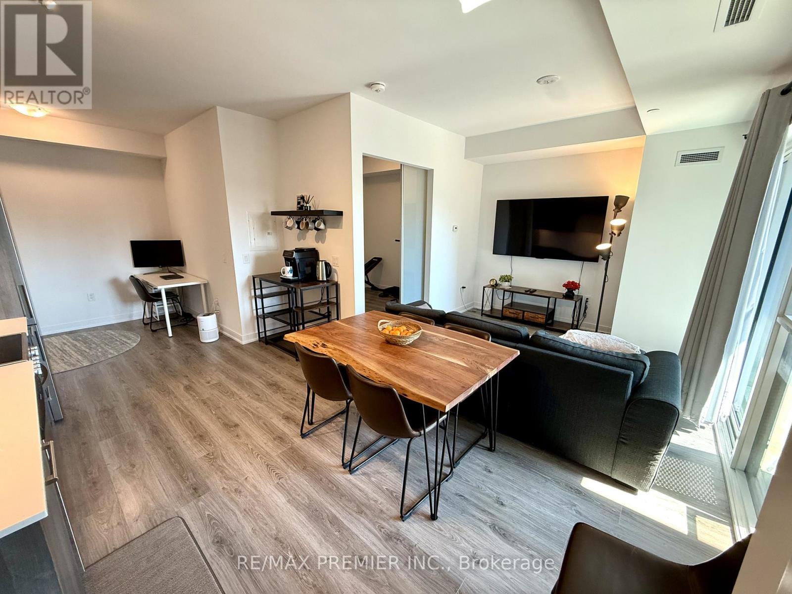 515 - 25 Neighbourhood Lane, Toronto, ON - Indoor