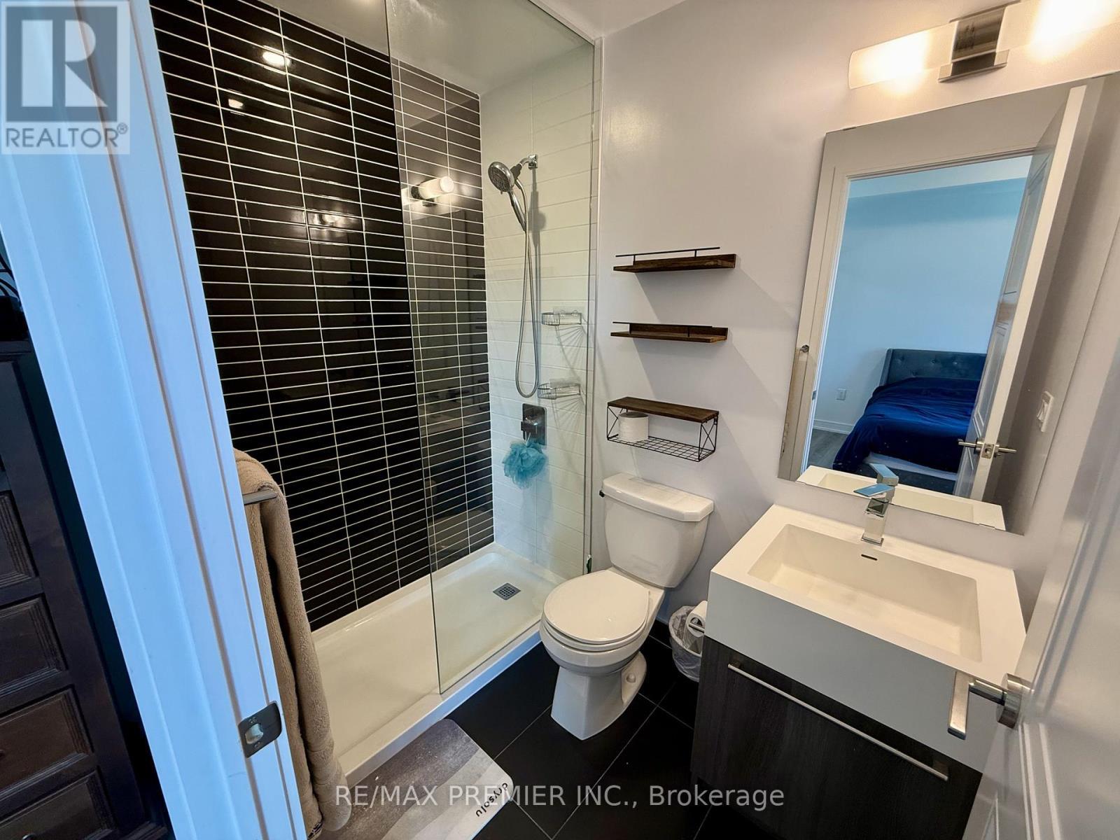 515 - 25 Neighbourhood Lane, Toronto, ON - Indoor Photo Showing Bathroom