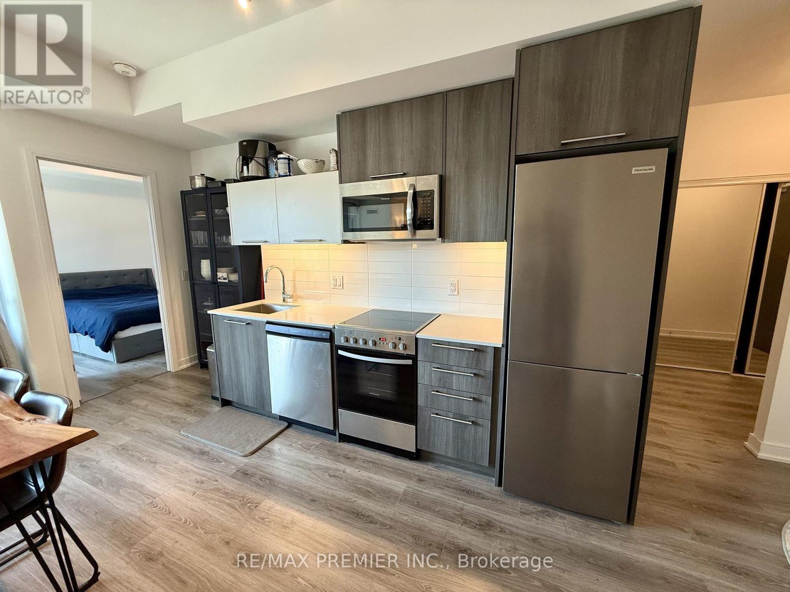 515 - 25 Neighbourhood Lane, Toronto, ON - Indoor Photo Showing Kitchen