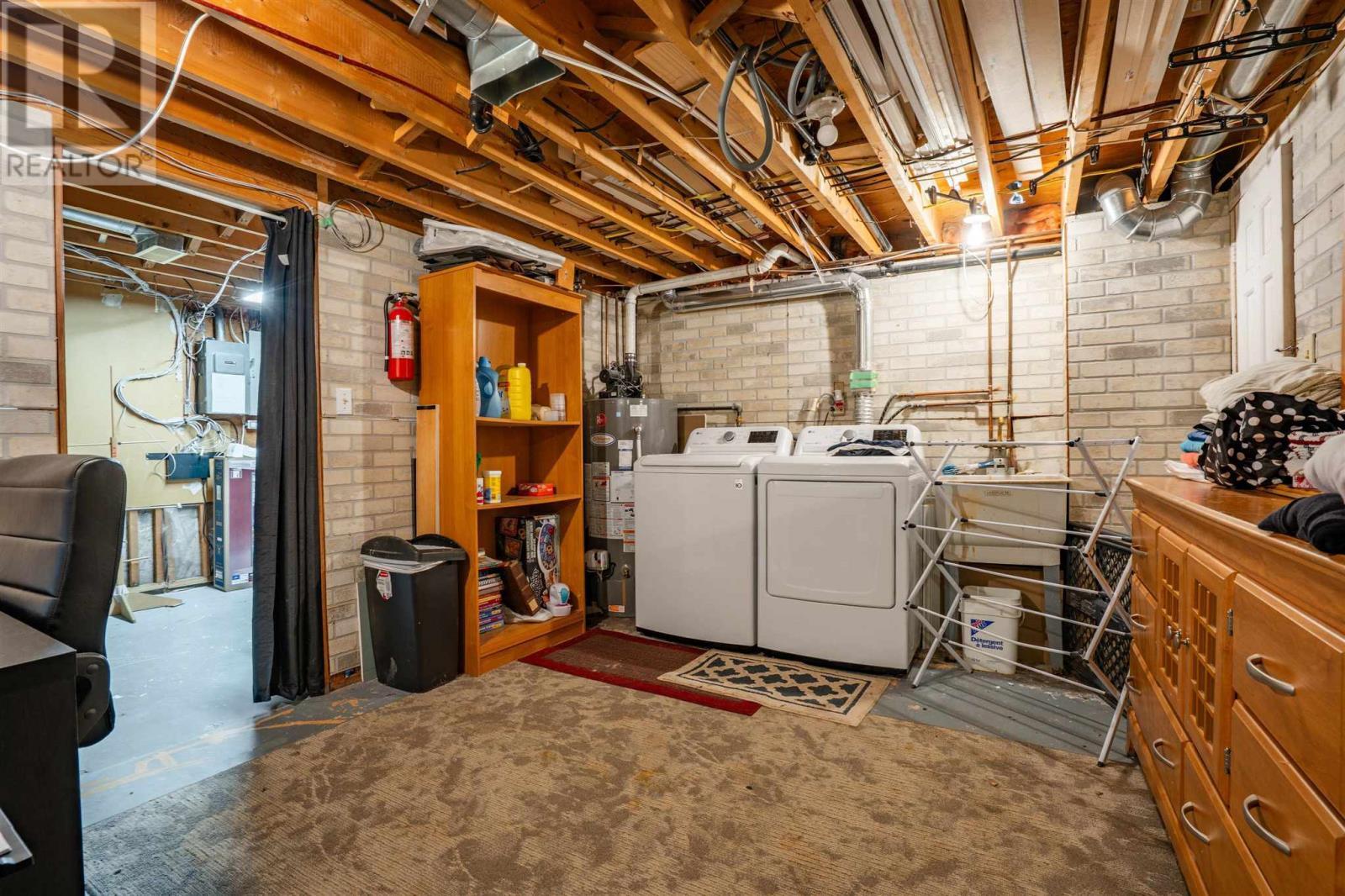7 Fort Creek Dr, Sault Ste. Marie, ON - Indoor Photo Showing Laundry Room