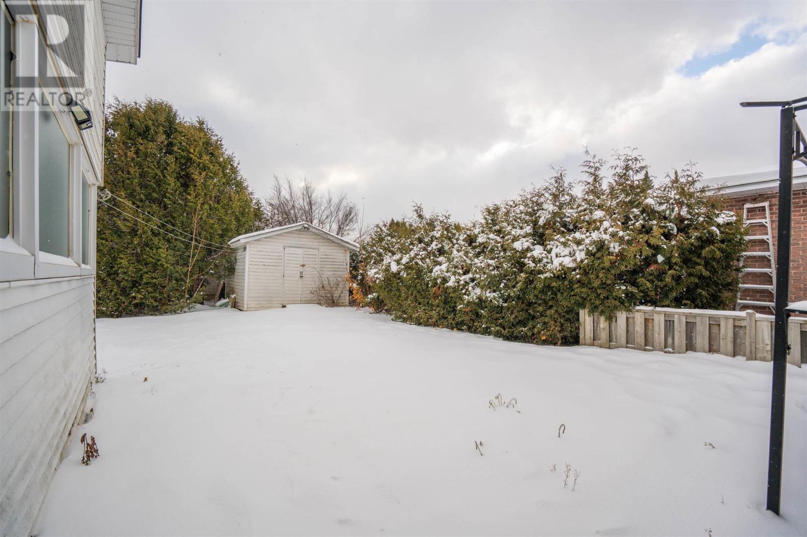 7 Fort Creek Dr, Sault Ste. Marie, ON - Outdoor