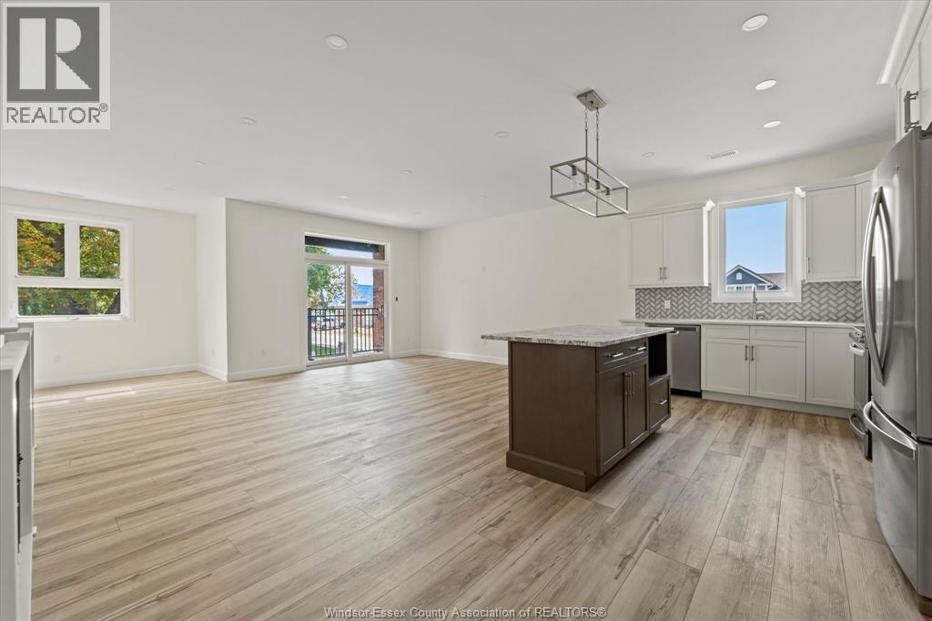 515 Dalhousie Street Unit# 1B, Amherstburg, ON - Indoor Photo Showing Kitchen