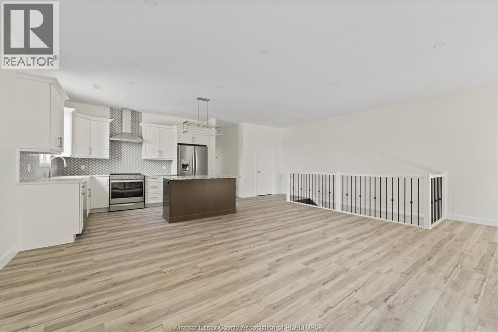 515 Dalhousie Street Unit# 1B, Amherstburg, ON - Indoor Photo Showing Kitchen