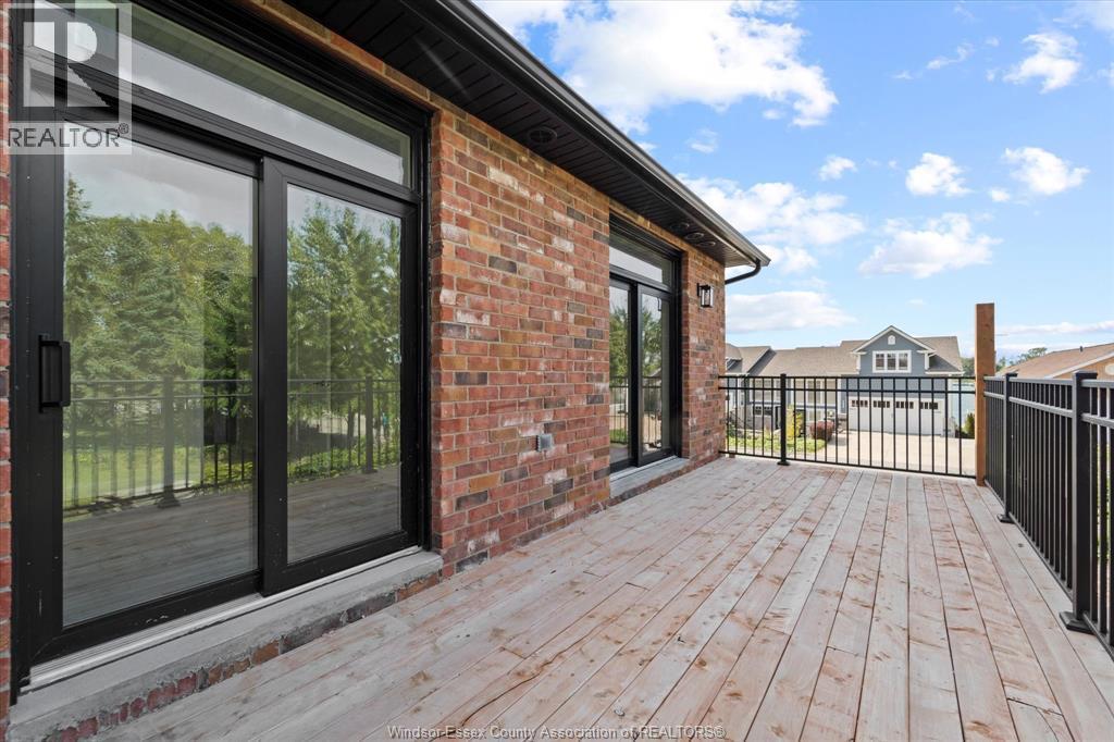 515 Dalhousie Street Unit# 1B, Amherstburg, ON - Outdoor With Exterior