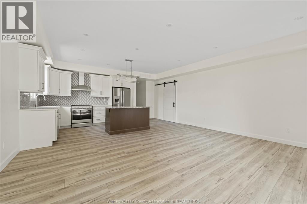 515 Dalhousie Street Unit# 1B, Amherstburg, ON - Indoor Photo Showing Kitchen