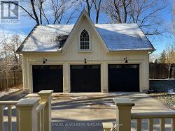 The car coach house with loft -