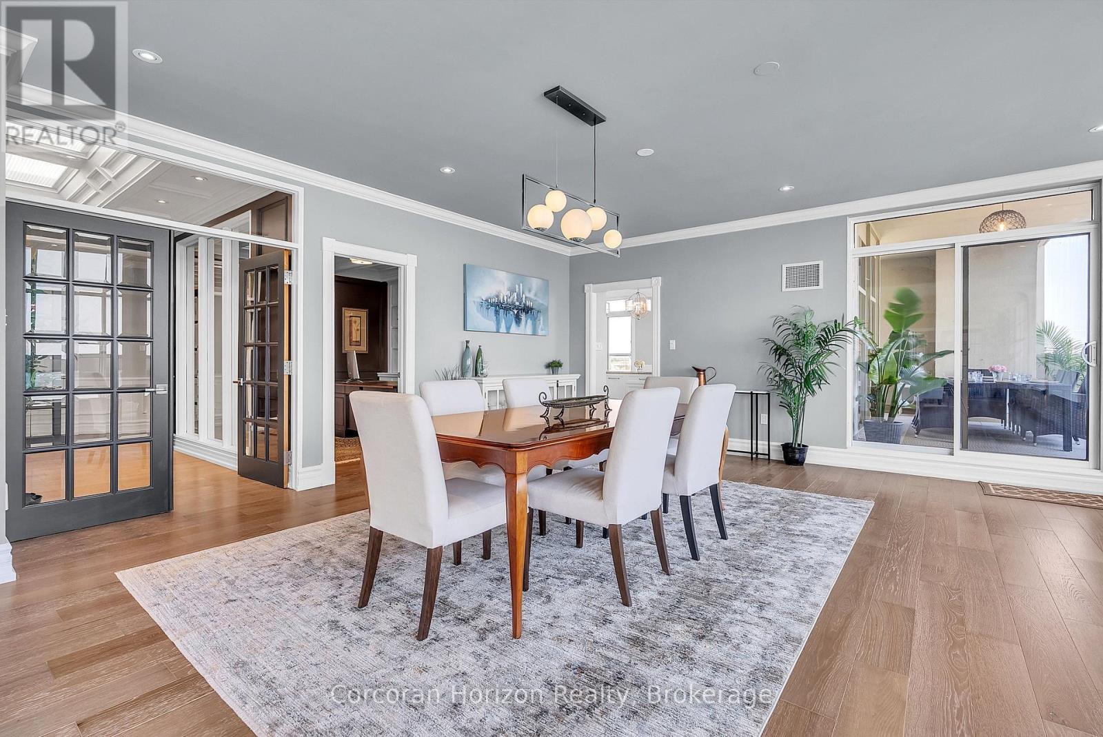 1201 - 1237 North Shore Boulevard E, Burlington (Brant), ON - Indoor Photo Showing Dining Room
