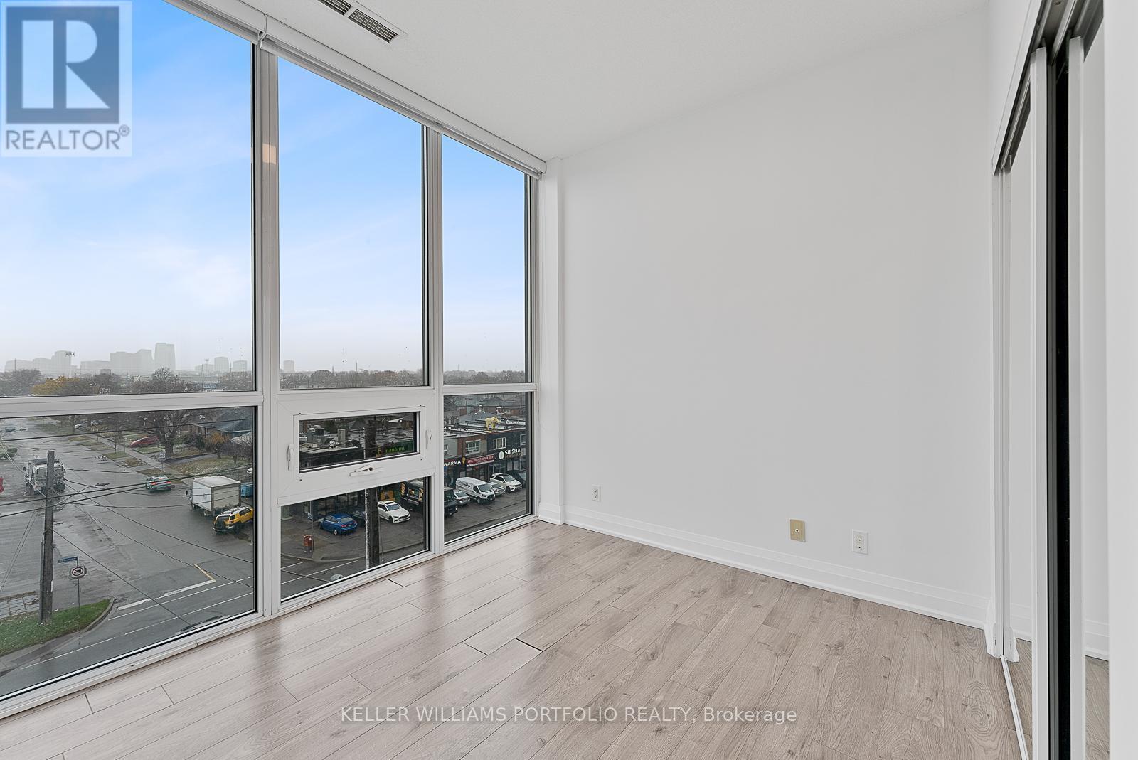 508 - 1185 The Queensway Avenue, Toronto, ON - Indoor Photo Showing Other Room