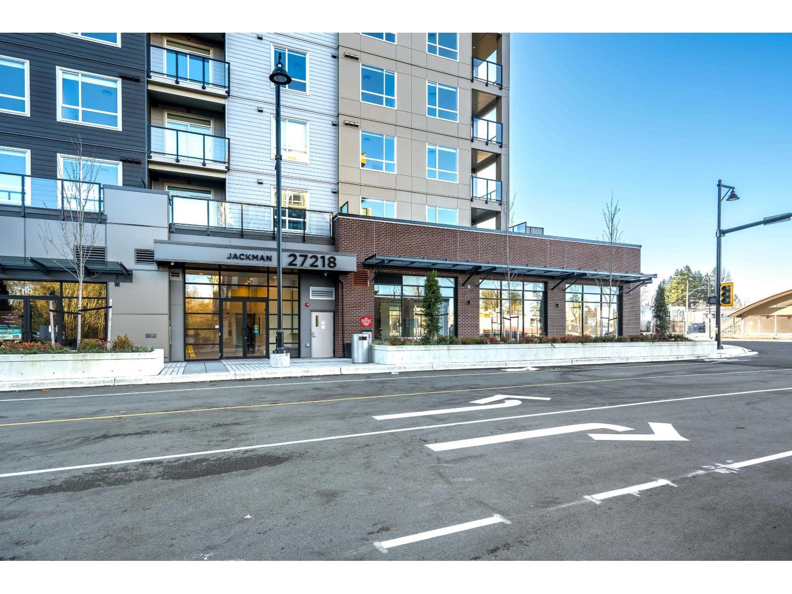 404 27218 Aldergrove Town Centre Drive, Langley, BC - Outdoor