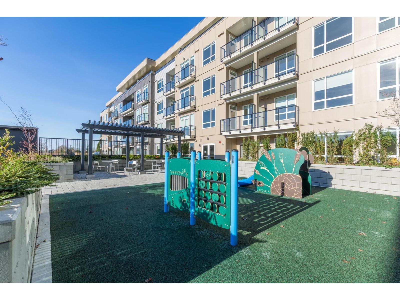 404 27218 Aldergrove Town Centre Drive, Langley, BC - Outdoor