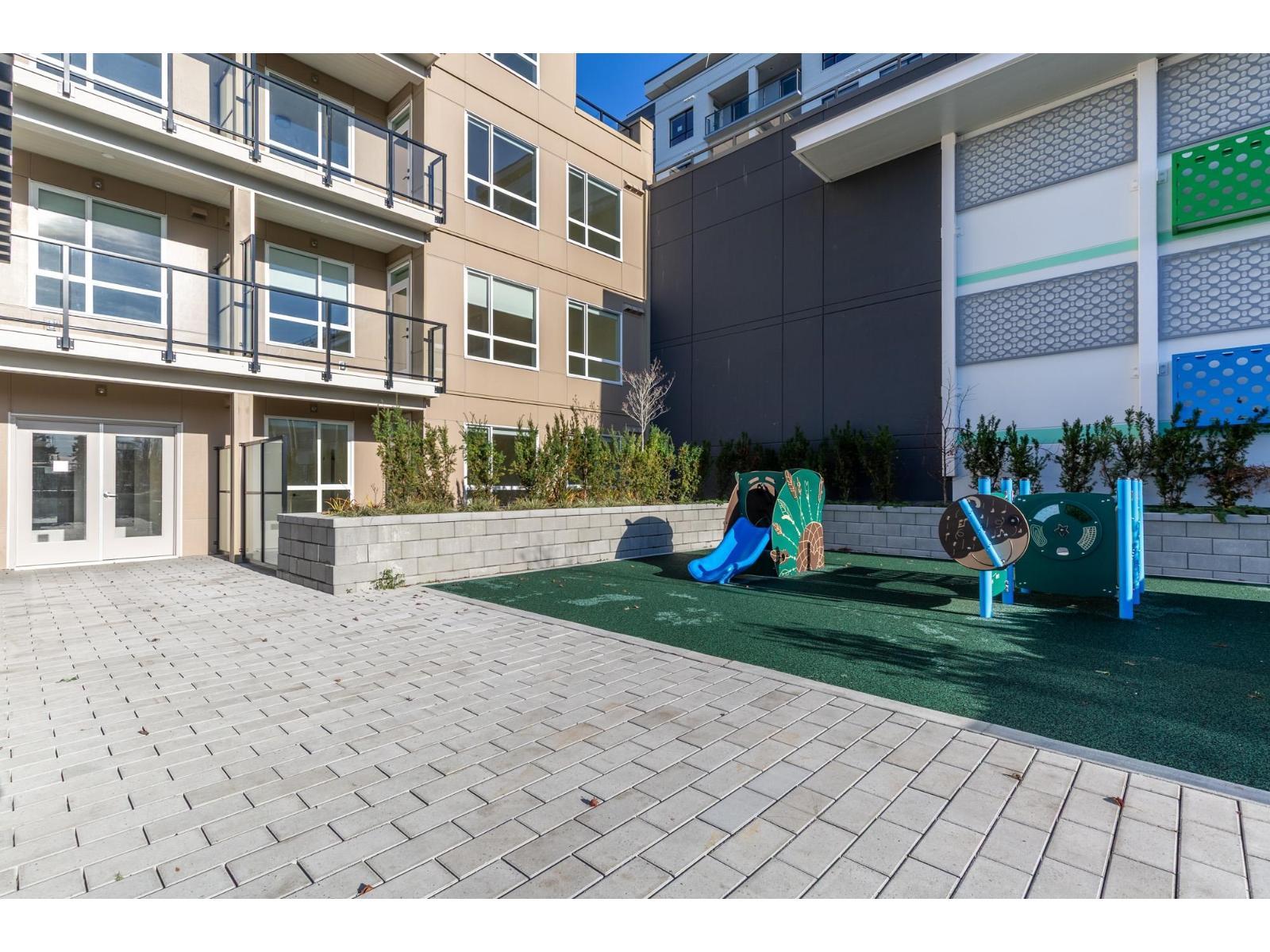 404 27218 Aldergrove Town Centre Drive, Langley, BC - Outdoor With Exterior