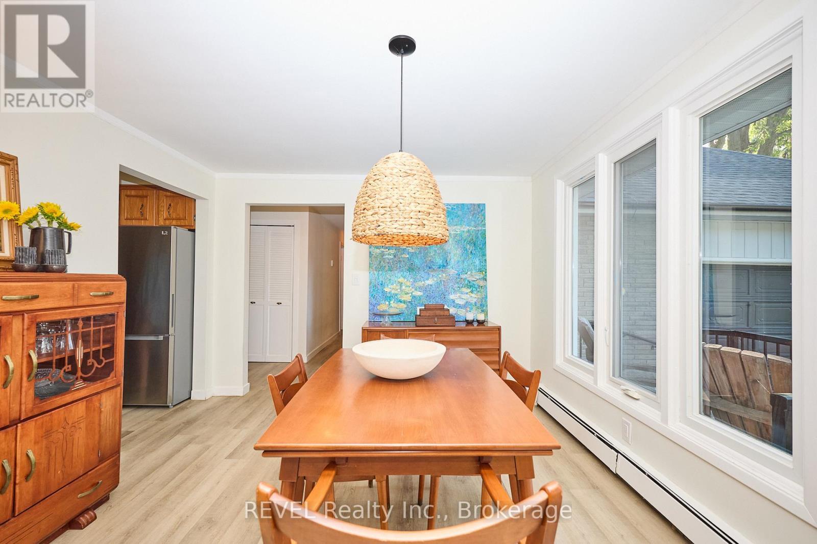 88 Haun Road, Fort Erie (Crystal Beach), ON - Indoor Photo Showing Dining Room