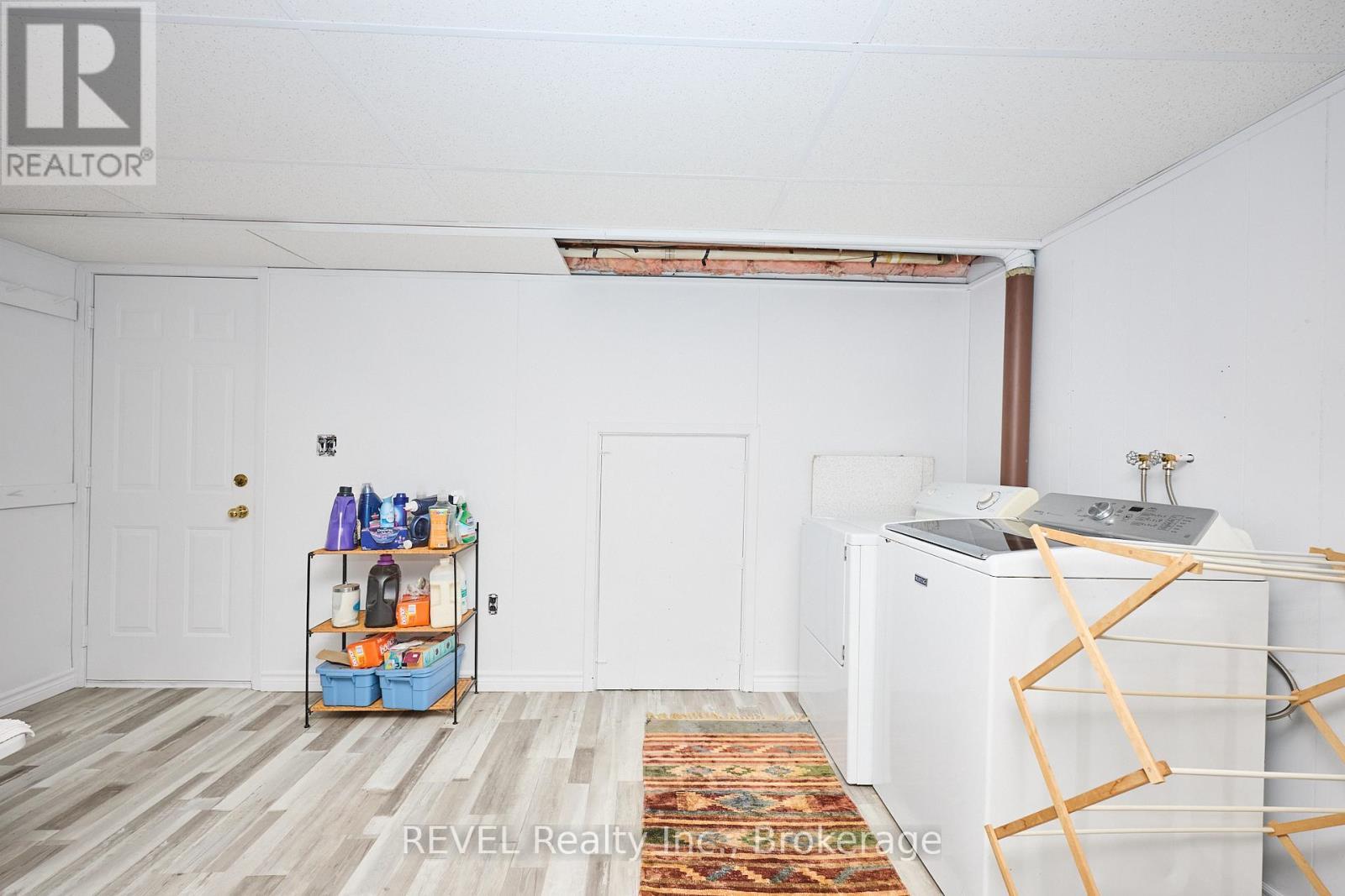 88 Haun Road, Fort Erie (Crystal Beach), ON - Indoor Photo Showing Other Room