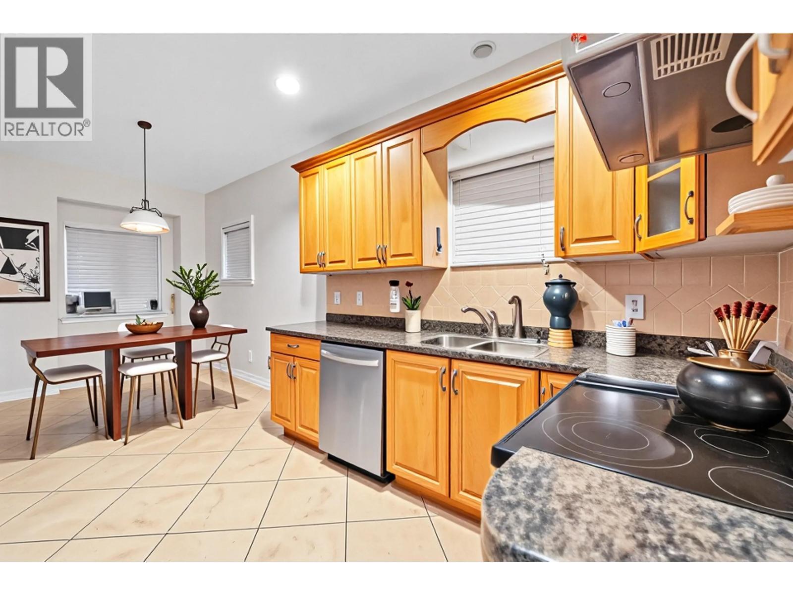 7332 1St Street, Burnaby, BC