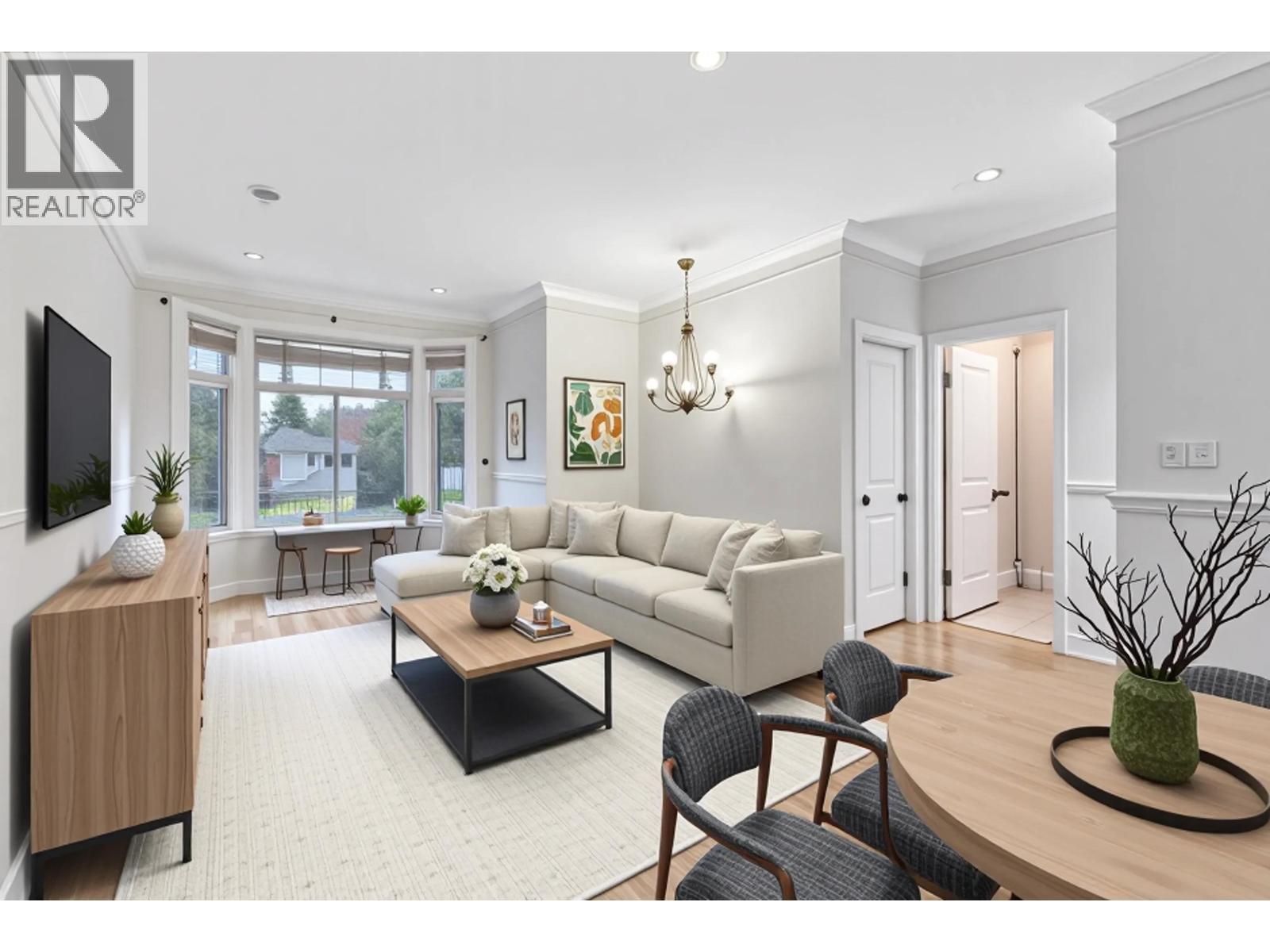 7332 1St Street, Burnaby, BC