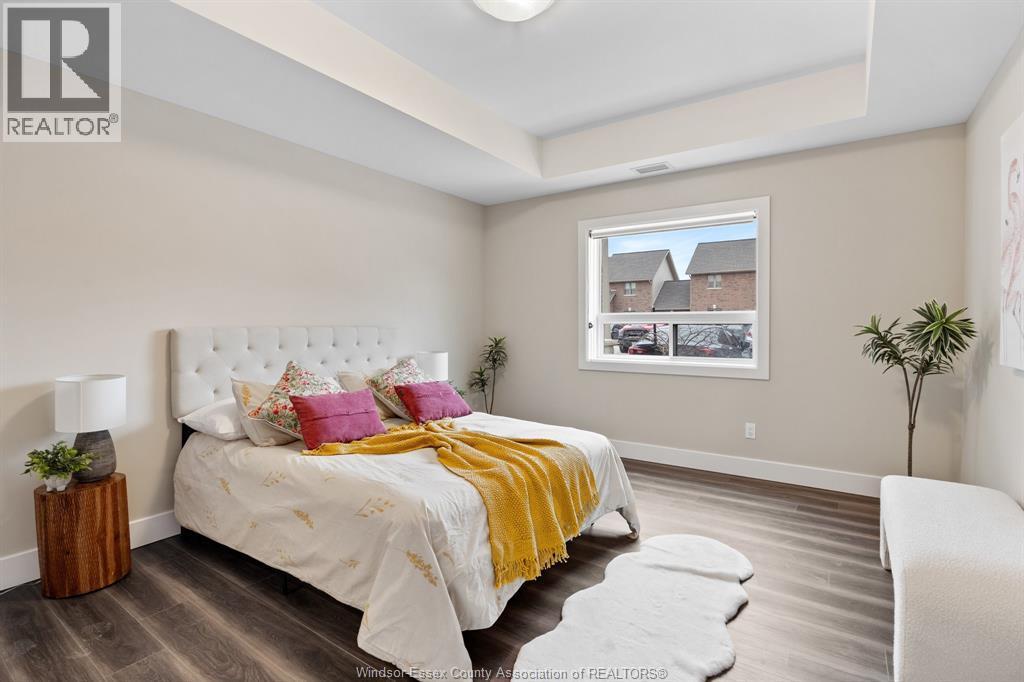 8475 Wyandotte Street East Unit# 101, Windsor, ON - Indoor Photo Showing Bedroom
