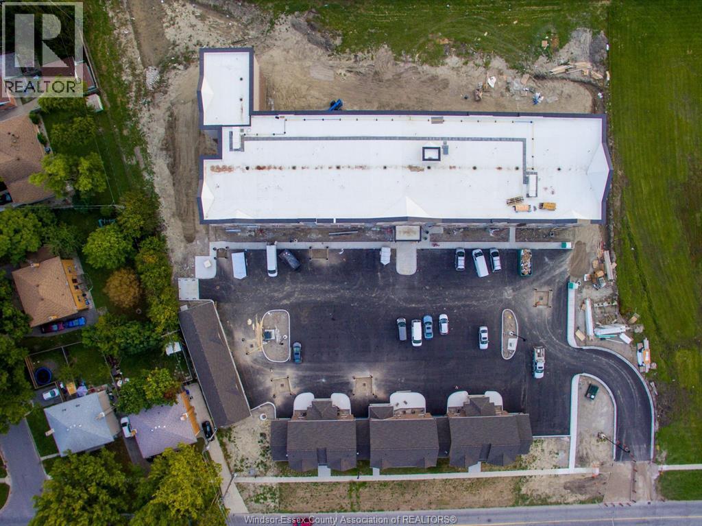 8475 Wyandotte Street East Unit# 101, Windsor, ON - Outdoor With View