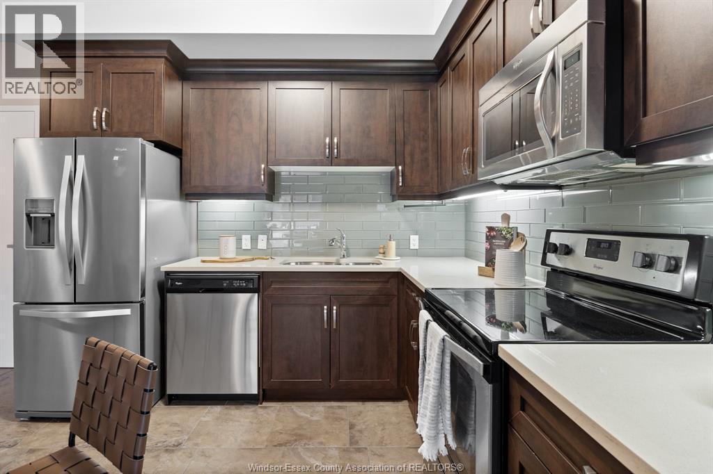 8475 Wyandotte Street East Unit# 101, Windsor, ON - Indoor Photo Showing Kitchen With Stainless Steel Kitchen