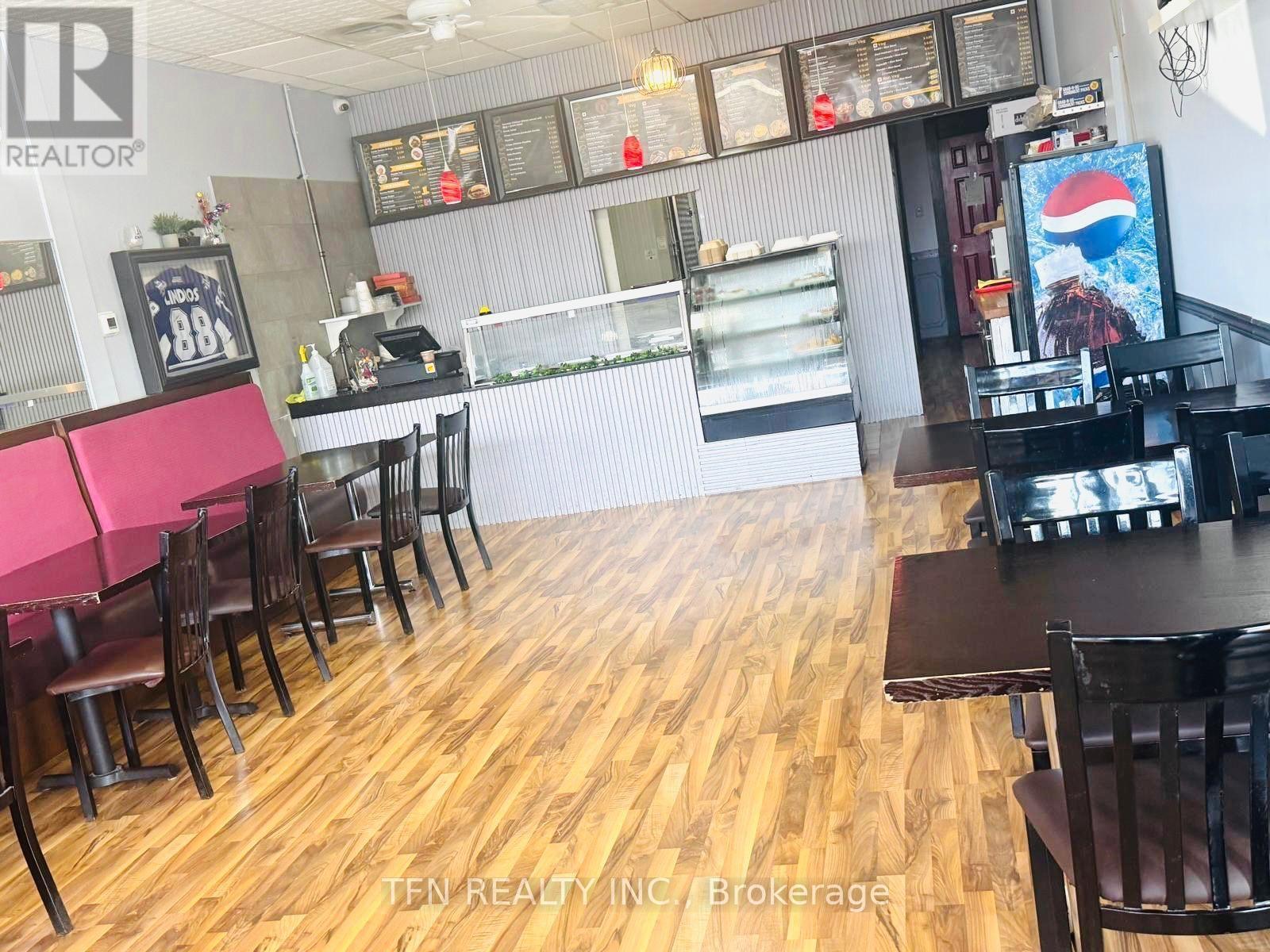 3 - 433 Simcoe Street S, Oshawa, ON