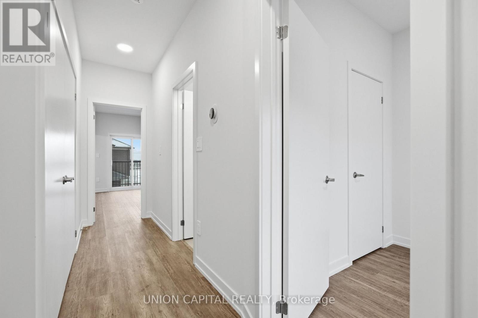 6 Robert Gilpin Lane, Richmond Hill, ON - Indoor Photo Showing Other Room