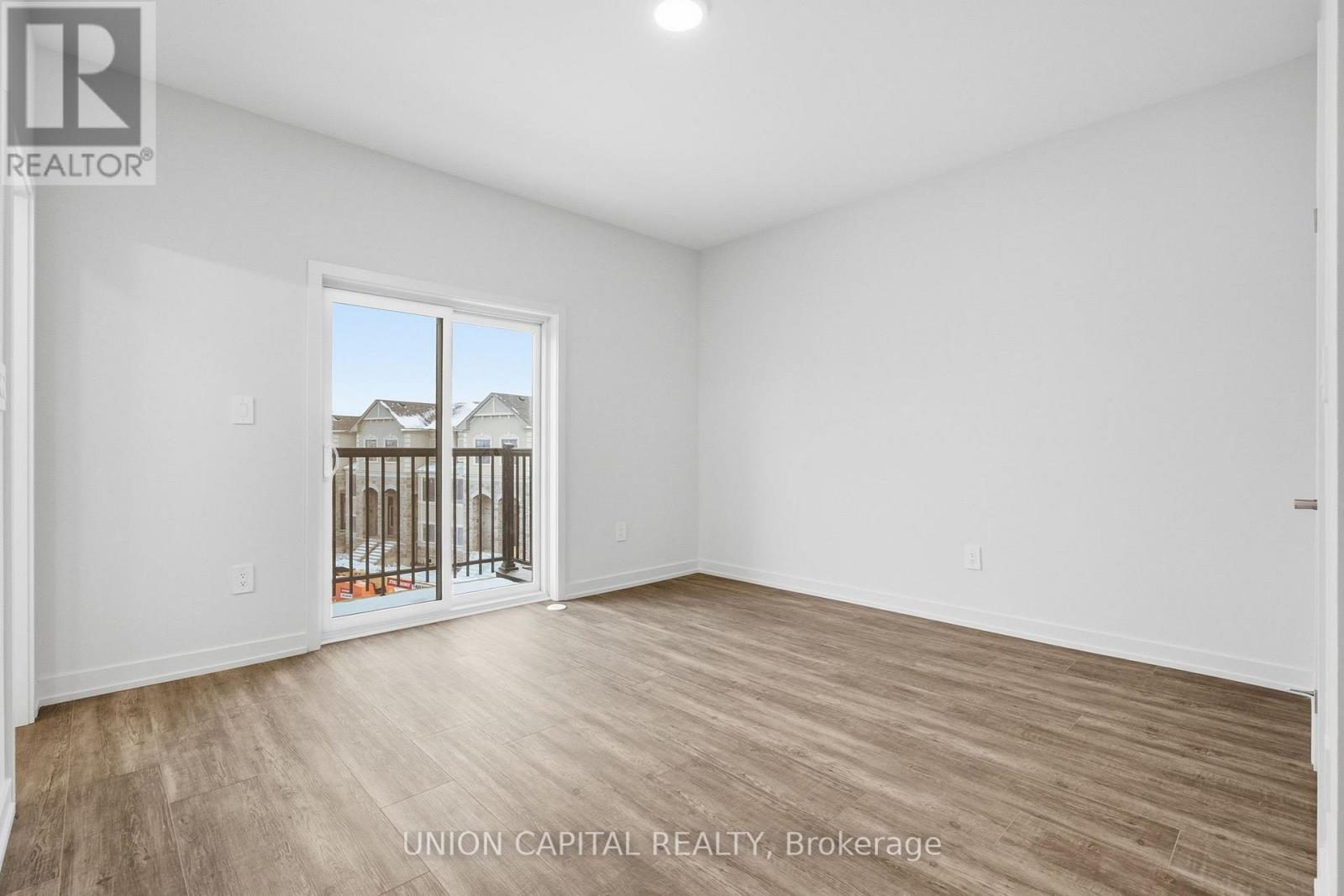 6 Robert Gilpin Lane, Richmond Hill, ON - Indoor Photo Showing Other Room