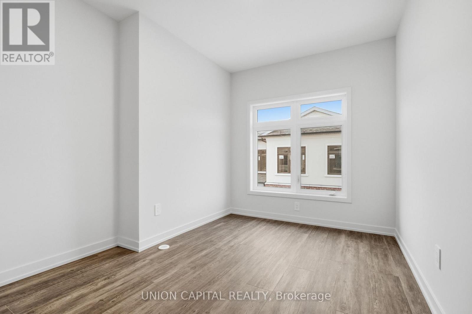 6 Robert Gilpin Lane, Richmond Hill, ON - Indoor Photo Showing Other Room