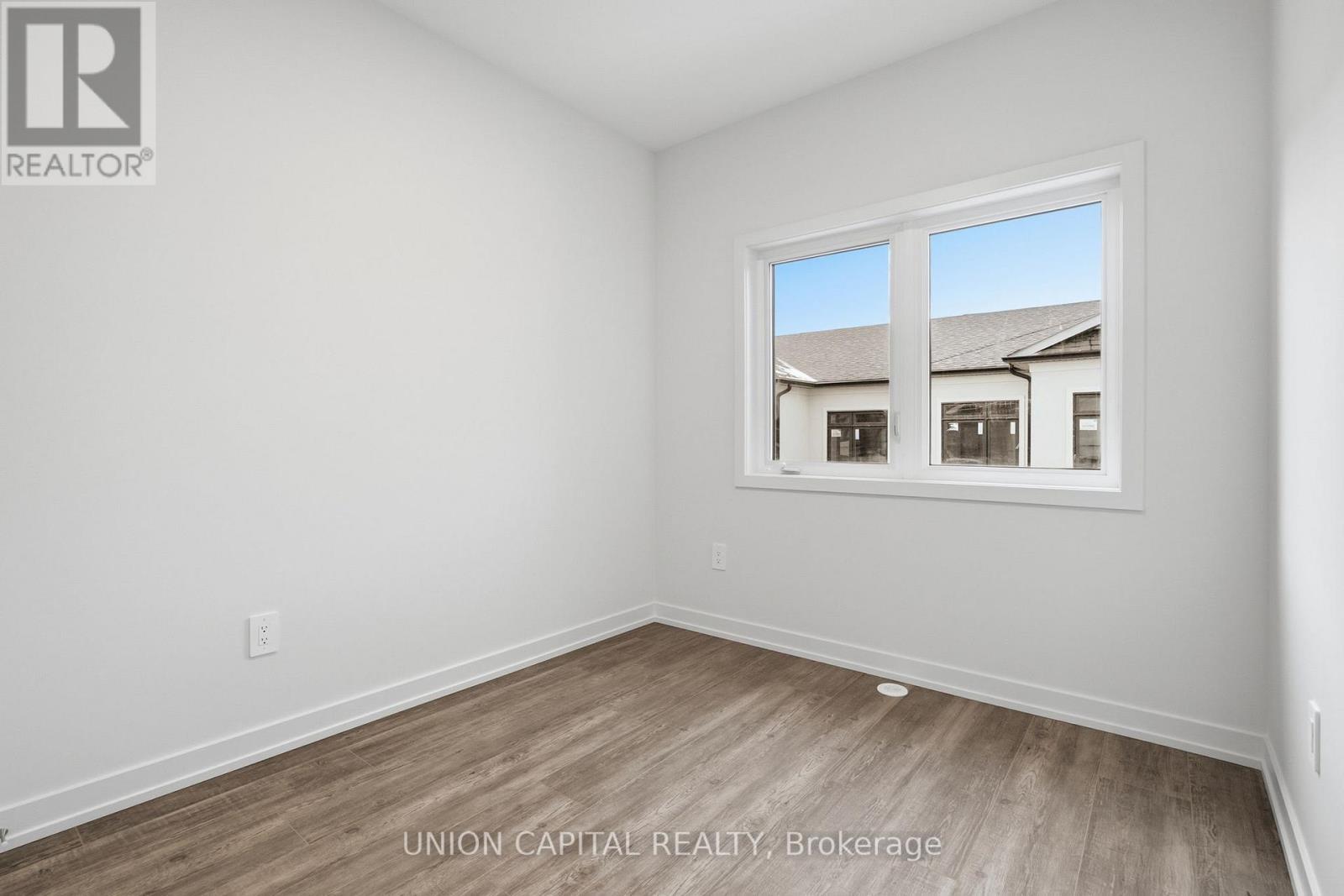 6 Robert Gilpin Lane, Richmond Hill, ON - Indoor Photo Showing Other Room