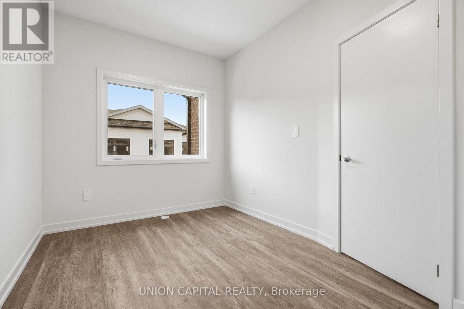 6 Robert Gilpin Lane, Richmond Hill, ON - Indoor Photo Showing Other Room