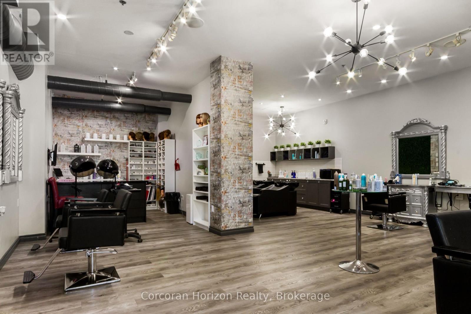 271 Merritt Street, St. Catharines (Oakdale), ON