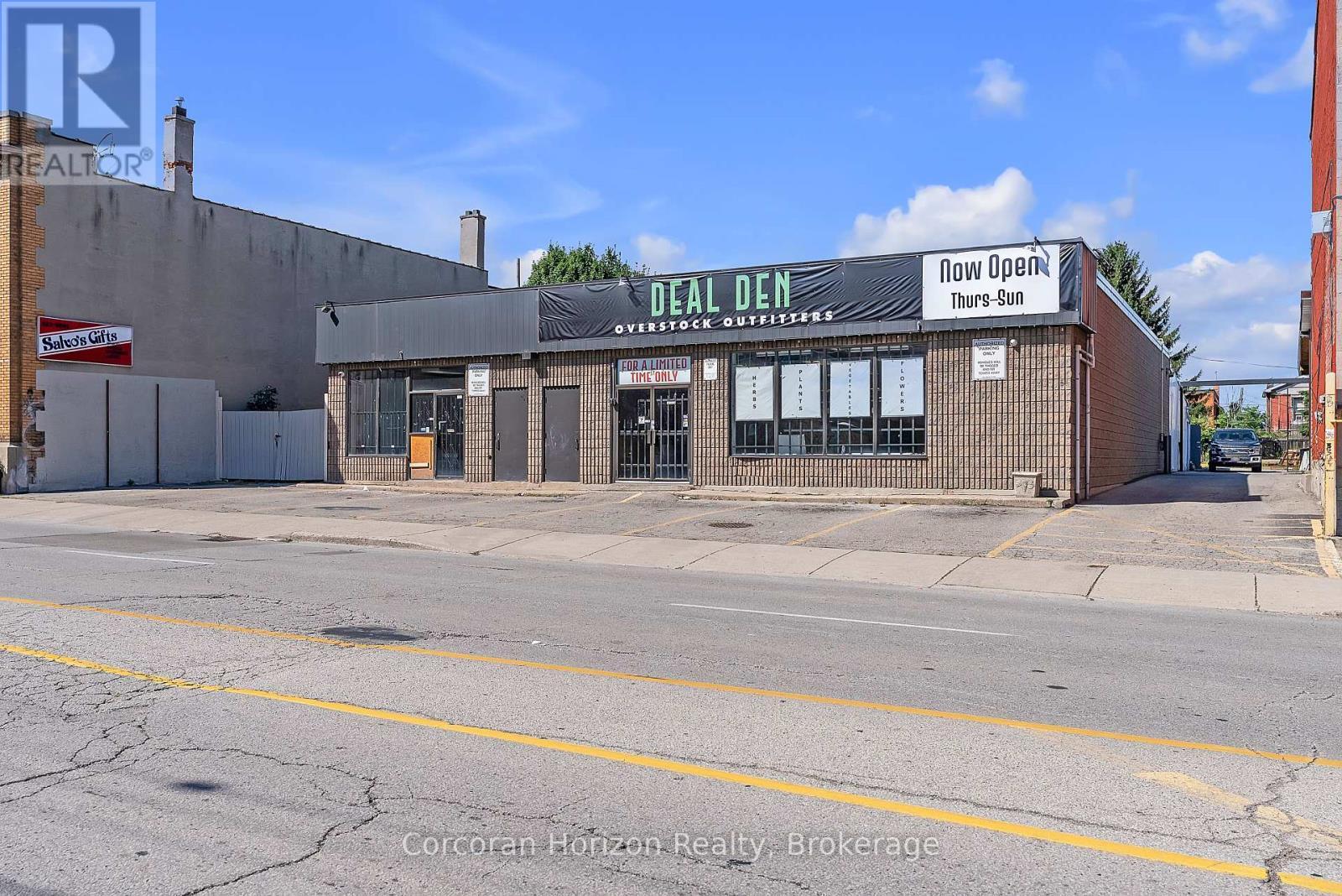 Main+Bsmt - 17 Barton Street E, Hamilton (Beasley), ON