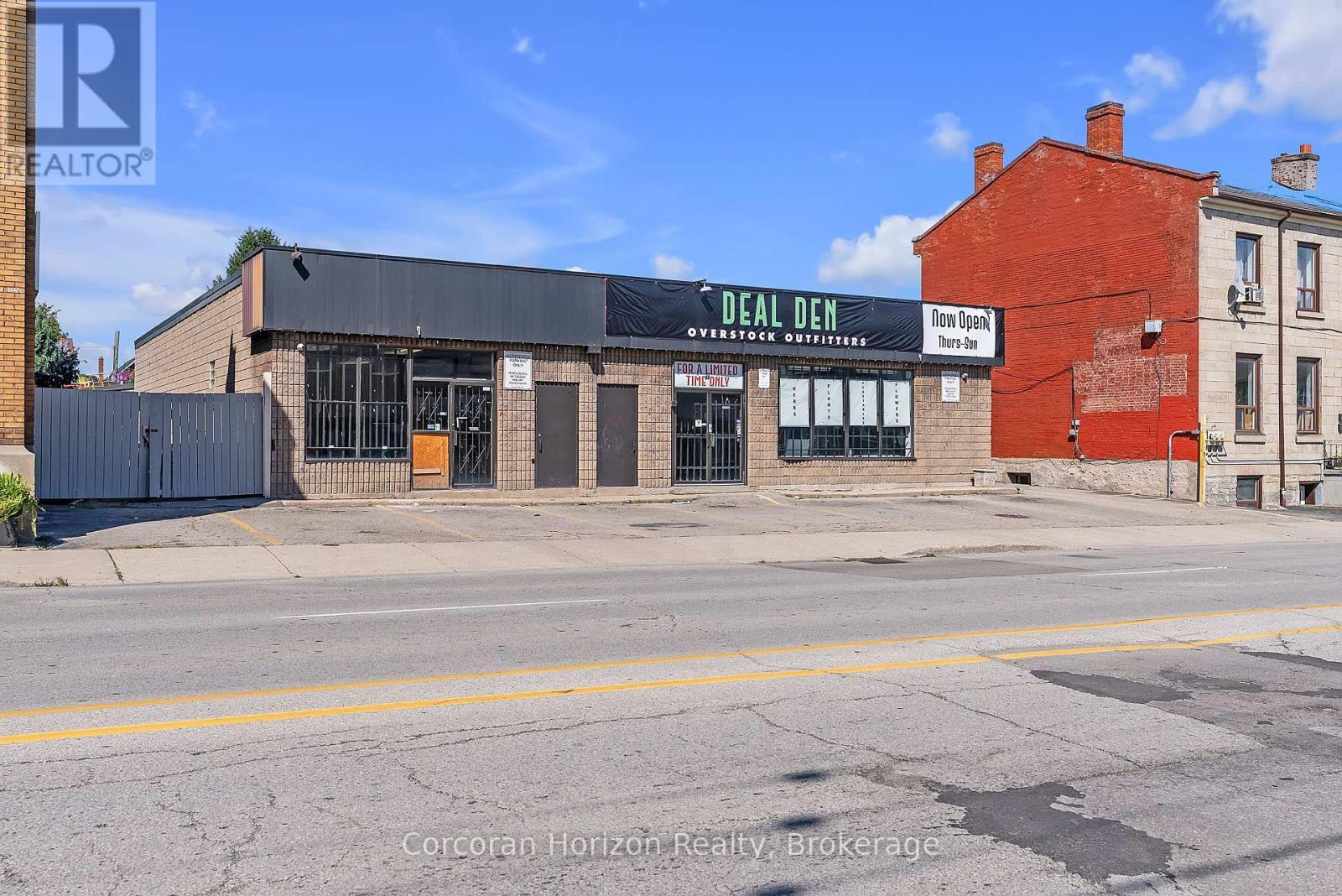 Main+Bsmt - 17 Barton Street E, Hamilton (Beasley), ON