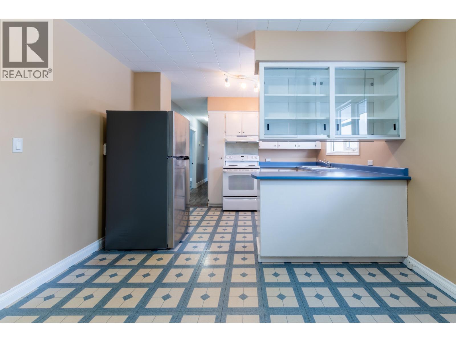 282 Irwin Street, Prince George, BC - Indoor