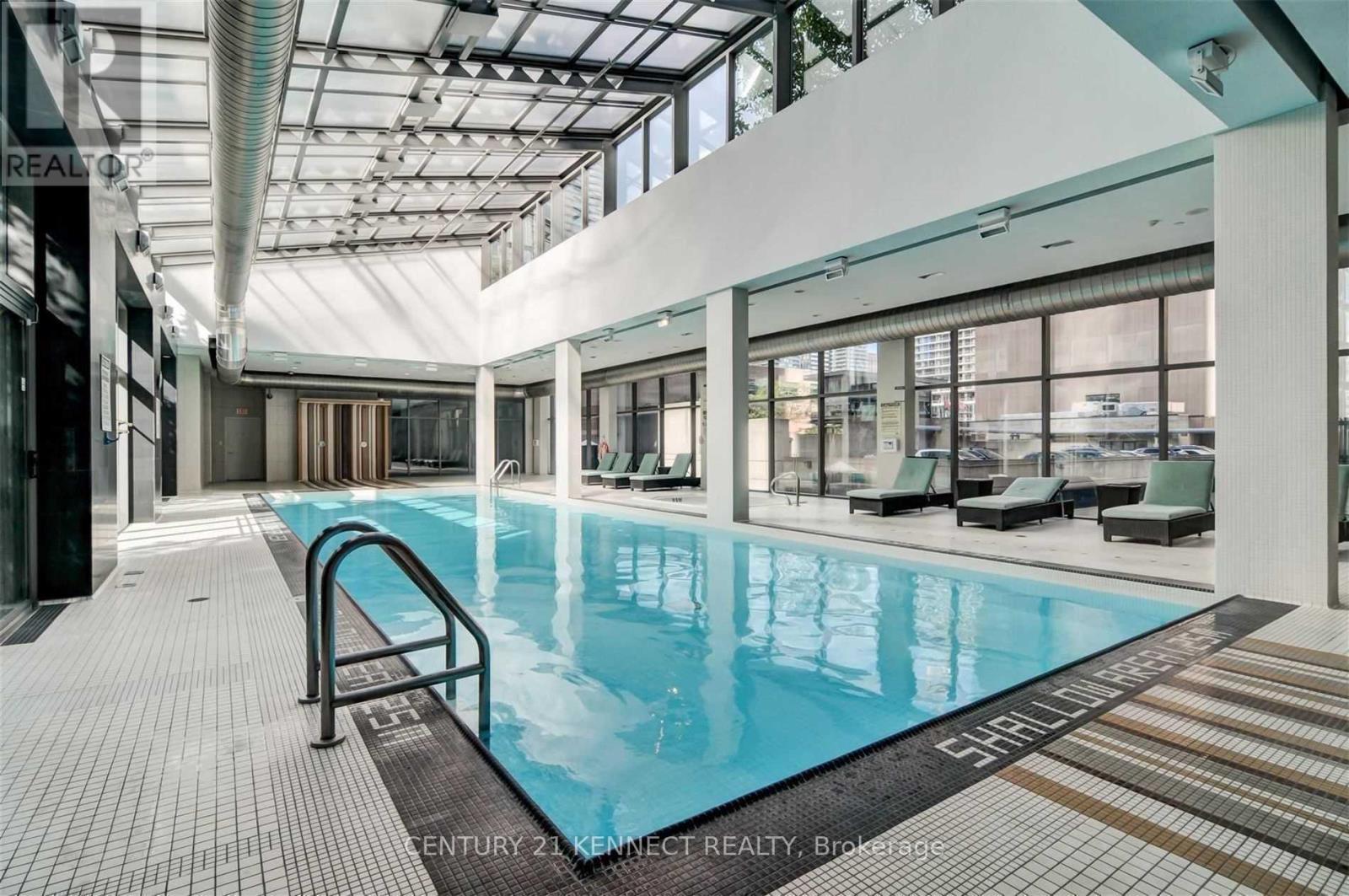 4303 - 38 Grenville Street, Toronto, ON - Photo Showing Other Room With In Ground Pool