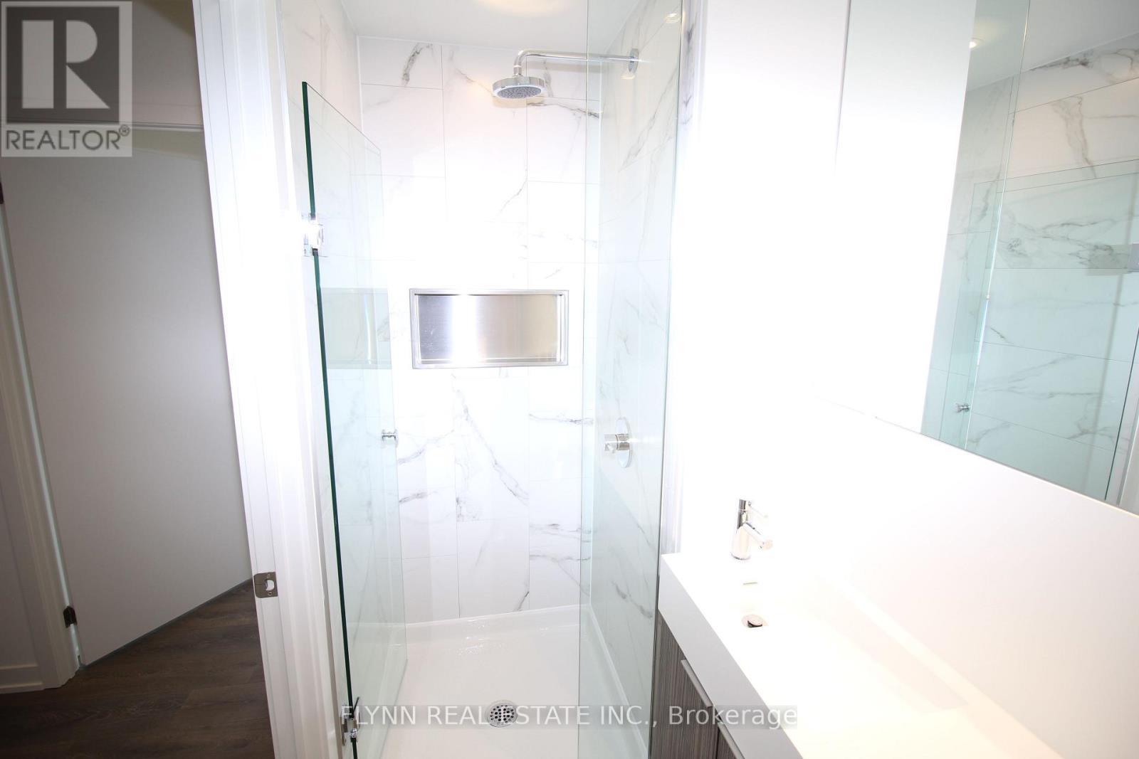 1019 - 20 Richardson Street, Toronto, ON - Indoor Photo Showing Bathroom