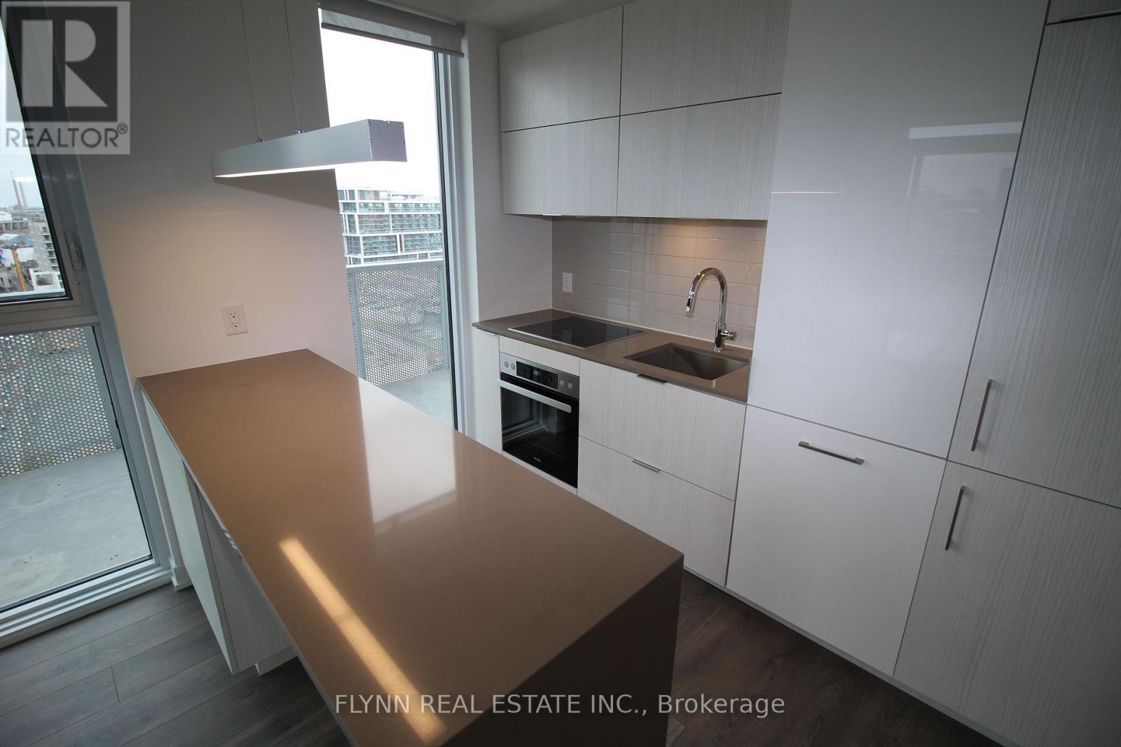 1019 - 20 Richardson Street, Toronto, ON - Indoor Photo Showing Kitchen