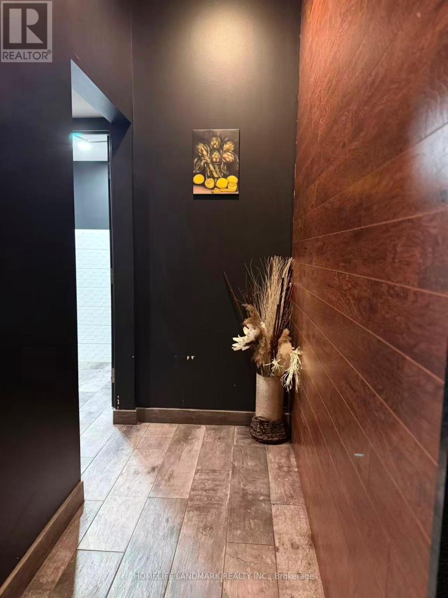 9 - 53 Wilson Street W, Hamilton, ON